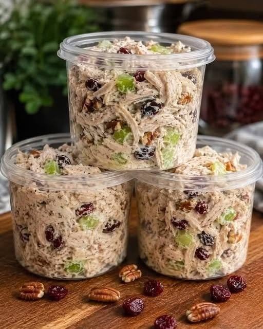 Cranberry Pecan Chicken Salad (Creamy • Crunchy • Sweet)