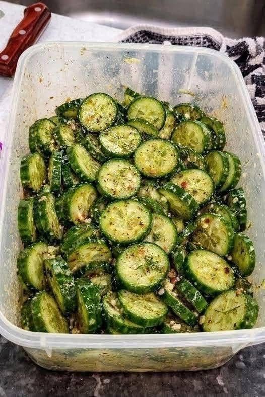 Spicy Garlic Dill Marinated Cucumbers