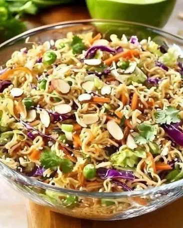 Crunchy Asian Ramen Salad