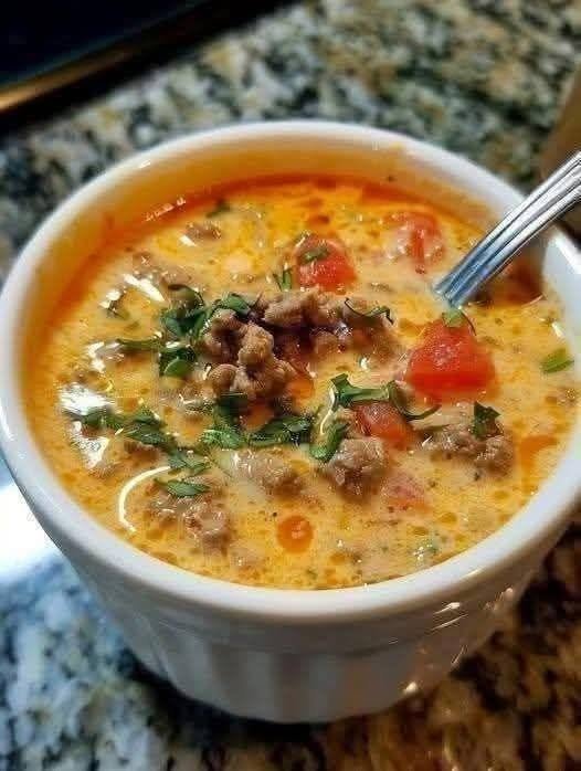 🥣 Creamy Cheesy Ground Beef Taco Soup