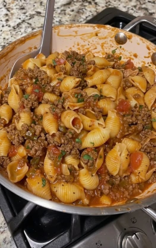 One-Pan Beef & Shell Pasta