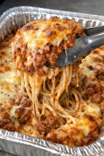 5-Ingredient Cream Cheese Spaghetti Bake